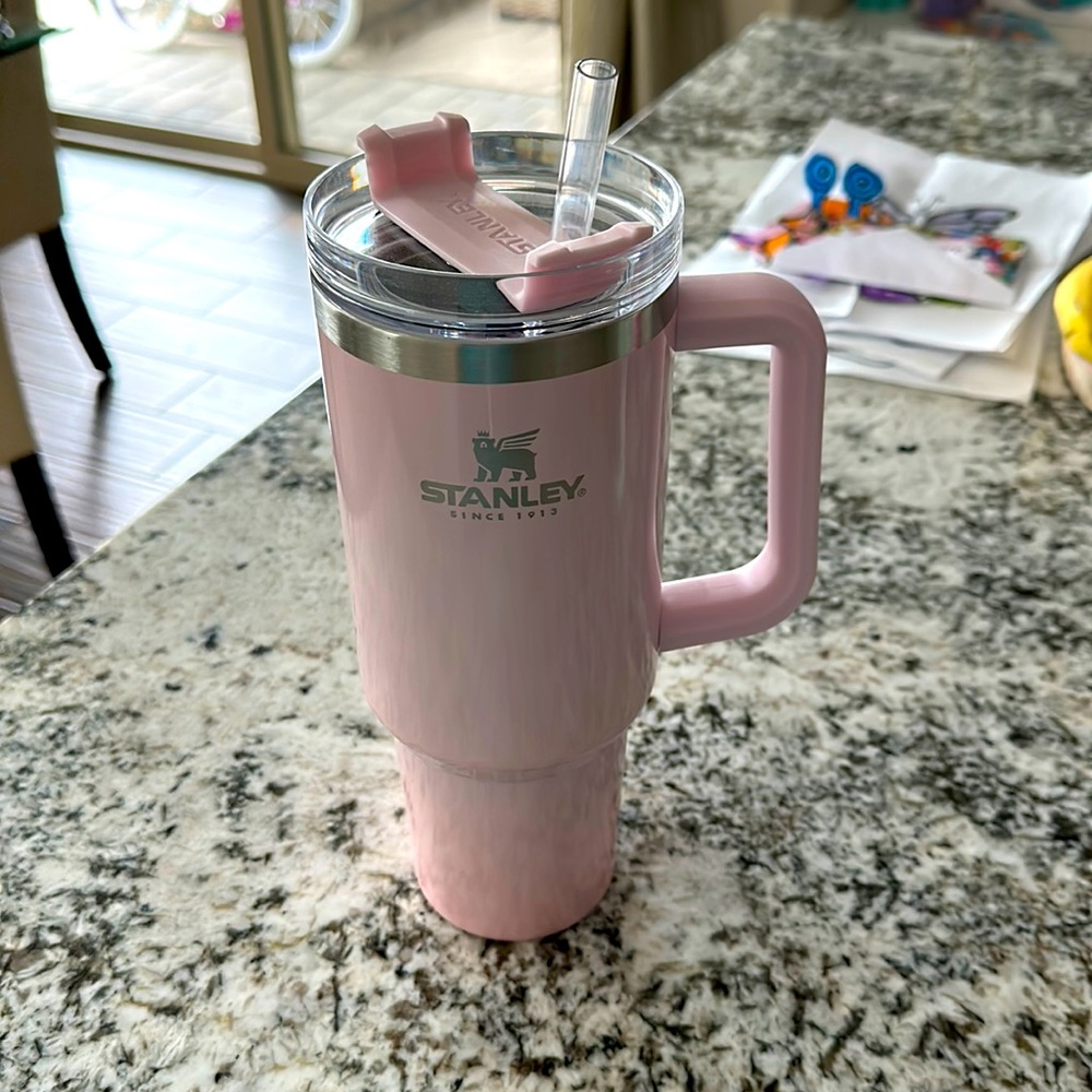 Stanley 40 oz tumbler